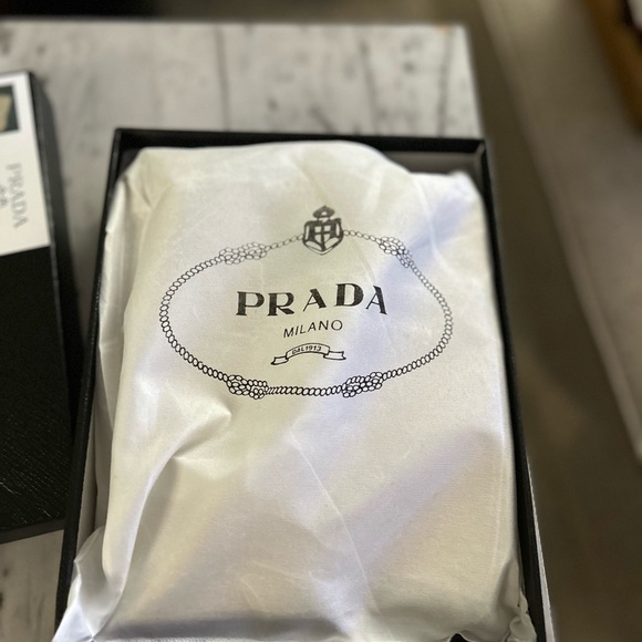 Gold Glitter Crossbody - Picture 13 of 16